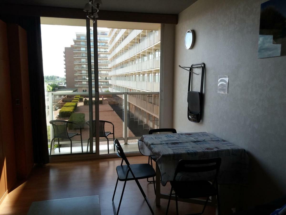 Studio Gaeton Apartamento Nieuwpoort Exterior foto